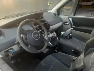 Scrapping Vehicle renault scenic ii confort expression of the year 2007 powered k9k p7