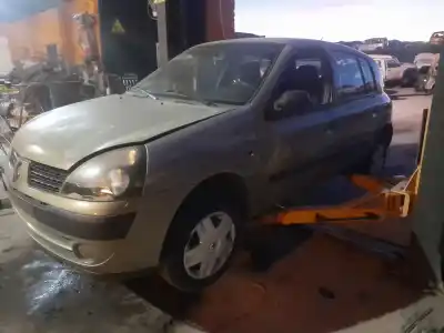 Scrapping Vehicle renault clio ii fase ii (b/cb0) authentique of the year 2002 powered d4fb7