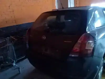 Veicolo di demolizione fiat stilo multi wagon (192) 1.9 jtd 140 dynamic multijet dell'anno 2004 alimentato 192a5000