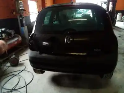 Здавання транспортного засобу renault clio ii fase ii (b/cb0) authentique року 2003 потужний d7f g7