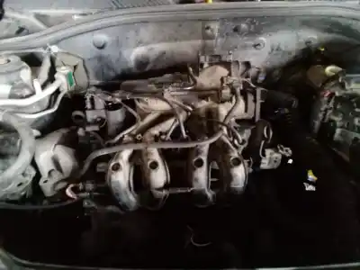 Здавання транспортного засобу renault clio ii fase ii (b/cb0) authentique року 2003 потужний d7f g7