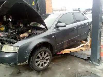 Scrapping Vehicle audi a4 avant (8e) 1.9 tdi (96kw) of the year 2003 powered awx
