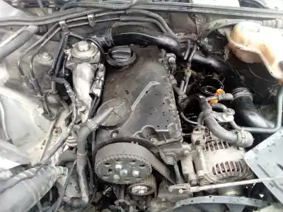 Scrapping Vehicle audi a4 avant (8e) 1.9 tdi (96kw) of the year 2003 powered awx