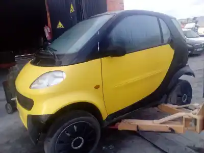 Scrapping Vehicle smart coupe pure of the year 2000 powered m160910