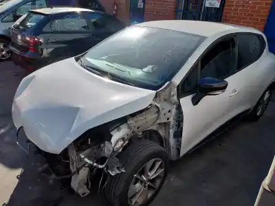 Véhicule à la ferraille renault clio iv business de l'année 2016 alimenté k9k e6