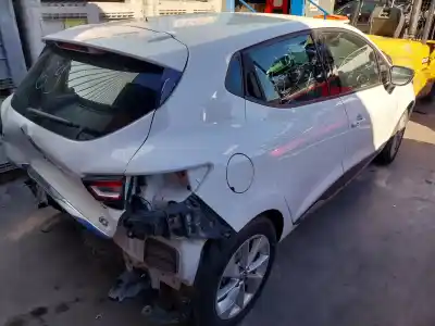 Véhicule à la ferraille renault clio iv business de l'année 2016 alimenté k9k e6