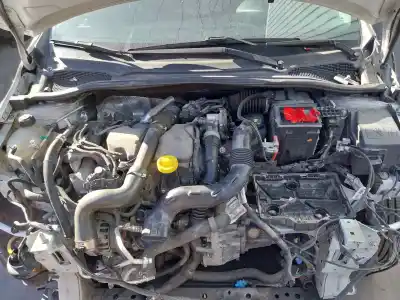 Véhicule à la ferraille renault clio iv business de l'année 2016 alimenté k9k e6