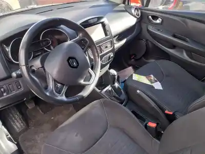 Véhicule à la ferraille renault clio iv business de l'année 2016 alimenté k9k e6