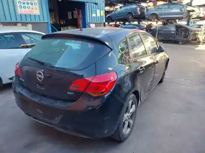 Verschrottungsfahrzeug opel astra j lim. cosmo des jahres 2011 angetrieben a17dtr
