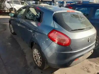Véhicule à la ferraille fiat bravo (198) 1.9 dynamic multijet de l'année 2008 alimenté 310a1027