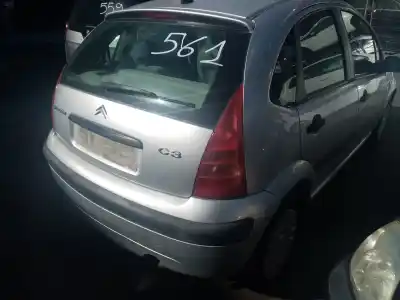 Véhicule à la ferraille citroen c3 1.4 premier de l'année 2005 alimenté kfv