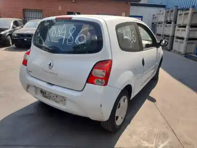 Veículo de Sucata renault twingo dynamique 76 cv / 56 kw do ano 2010 alimentado d4f772
