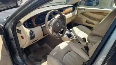 Veicolo di demolizione jaguar x-type 2.0 d executive dell'anno 2004 alimentato fmbb