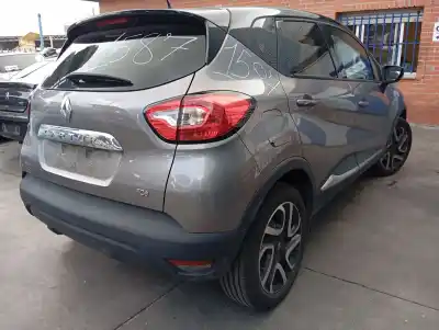 Veículo de Sucata renault captur s-edition 118 cv / 87 kw do ano 2015 alimentado h5fg4