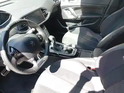 Veicolo di demolizione peugeot 308 (p5) active pack 130 cv / 96 kw dell'anno 2016 alimentato hn02