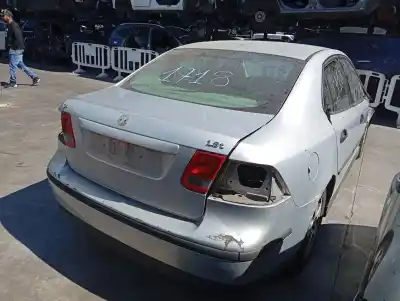 Veicolo di demolizione saab 9-3 berlina 2.0 t aero dell'anno 2004 alimentato b207e