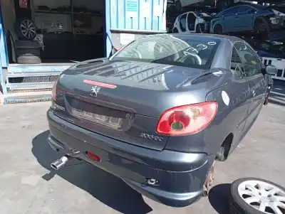 Veicolo di demolizione peugeot 206 cc cc dell'anno 2007 alimentato 9hzdv6ted4