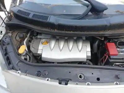 Veicolo di demolizione renault scenic ii adventure by coronel tapiocca dell'anno 2006 alimentato k4mc813