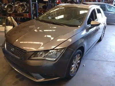 Sloopvoertuig SEAT LEON ST (5F8)  van het jaar 2014 aangedreven CYV