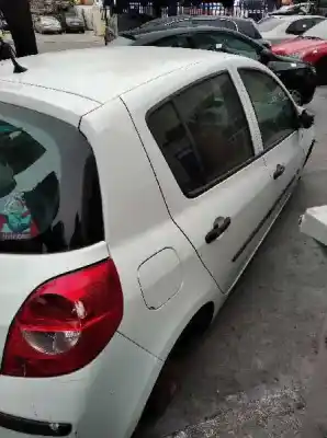 Здавання транспортного засобу renault clio iii pack authentique року 2008 потужний k9k m7