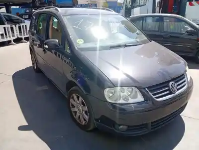 Hurda Aracı VOLKSWAGEN TOURAN (1T1)  Yılın 2005 güçlü BKD
