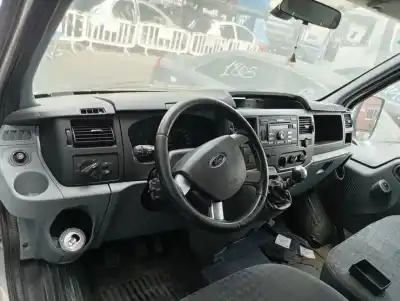Veicolo di demolizione FORD TRANSIT COMBI ´06  dell'anno 2013 alimentato CYRB