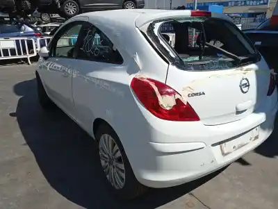 Veículo de Sucata opel corsa d expression do ano 2013 alimentado a12xer