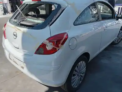 Veículo de Sucata opel corsa d expression do ano 2013 alimentado a12xer