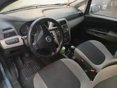 Veicolo di demolizione FIAT PUNTO BERLINA (188)  dell'anno 2007 alimentato 199A2000 Veicolo di demolizione FIAT PUNTO BERLINA (188)  dell'anno 2007 alimentato 199A2000