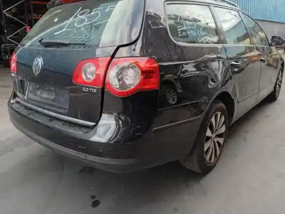 Veicolo di demolizione VOLKSWAGEN PASSAT B6 VARIANT (3C5)  dell'anno 2009 alimentato CBAB Veicolo di demolizione VOLKSWAGEN PASSAT B6 VARIANT (3C5)  dell'anno 2009 alimentato CBAB