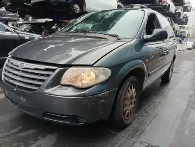 Scrapping Vehicle chrysler voyager (rg) motor 2.8 ltr. - 110 kw crd cat of the year 2004 powered vm28c