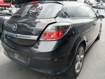 Veicolo di demolizione opel astra gtc cosmo dell'anno 2006 alimentato z17dth