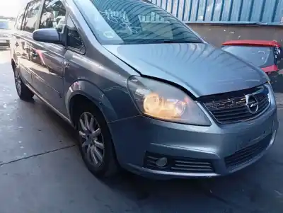 Veículo de Sucata opel zafira b cosmo do ano 2007 alimentado z19dt