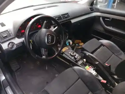 Veicolo di demolizione audi a4 berlina (8e) 1.9 tdi dell'anno 2007 alimentato brb