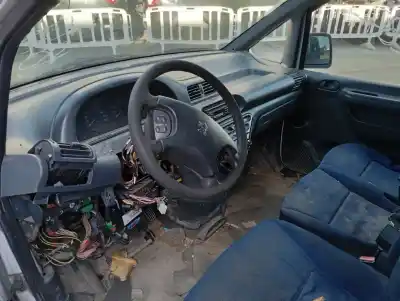 Veículo de Sucata peugeot expert kasten komfort confort do ano 2005 alimentado rhxdw10bted