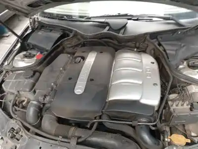Veicolo di demolizione mercedes-benz clase c (w203) c 220 cdi (203.006) dell'anno 2002 alimentato om611962