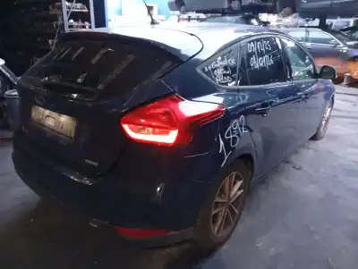 Veicolo di demolizione ford focus lim. black&red dell'anno 2015 alimentato m1dd