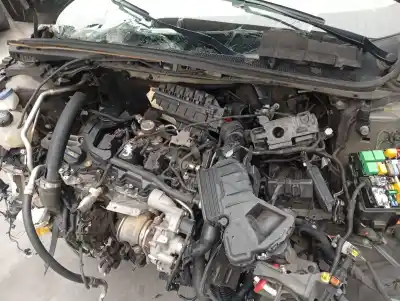 Véhicule à la ferraille peugeot 308 (p5) active pack 130 cv / 96 kw de l'année 2018 alimenté hn05