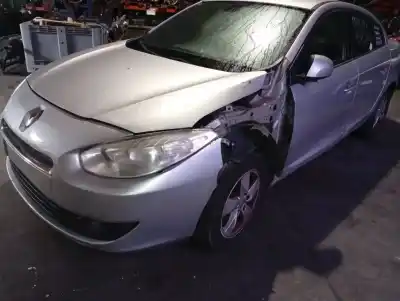Véhicule à la ferraille renault fluence 1.5 dynamique [1.5 ltr. - 78 kw dci diesel] de l'année 2010 alimenté k9k g8
