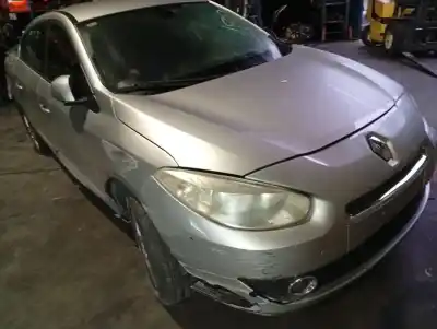 Véhicule à la ferraille renault fluence 1.5 dynamique [1.5 ltr. - 78 kw dci diesel] de l'année 2010 alimenté k9k g8