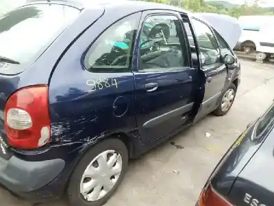 Veículo de Sucata citroen                                            xsara picasso                                                                                                                                                                                                                                              2.0 hdi                                                                                                                                                                                                                                                    do ano 0 alimentado rhy