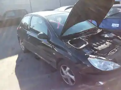 Sloopvoertuig PEUGEOT                                            206 BERLINA                                                                                                                                                                                                                                                Play Station 2                                                                                                                                                                                                                                             van het jaar 0 aangedreven 8HZ