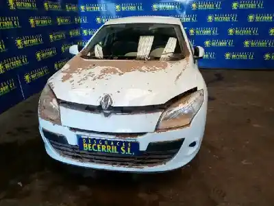 Véhicule à la ferraille RENAULT                                            MEGANE II BERLINA 5P                                                                                                                                                                                                                                       1.5 dCi Diesel CAT                                                                                                                                                                                                                                         de l'année 2010 alimenté K9KF8