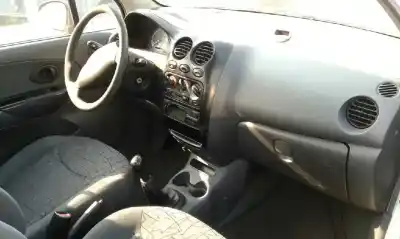 Véhicule à la ferraille daewoo matiz 0.8 cat de l'année 2001 alimenté f8cv