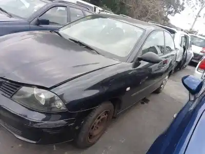 Véhicule à la ferraille seat ibiza (6l1) cool de l'année 2002 alimenté asy