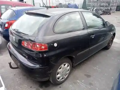 Véhicule à la ferraille seat ibiza (6l1) cool de l'année 2002 alimenté asy