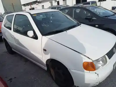 Hurda Aracı VOLKSWAGEN POLO BERLINA (6N1) Básico Yılın 1998 güçlü AEF