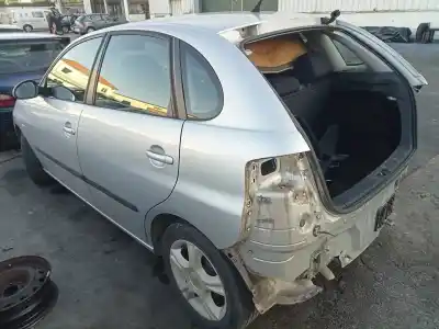 Véhicule à la ferraille seat ibiza (6l1) cool de l'année 2005 alimenté bky