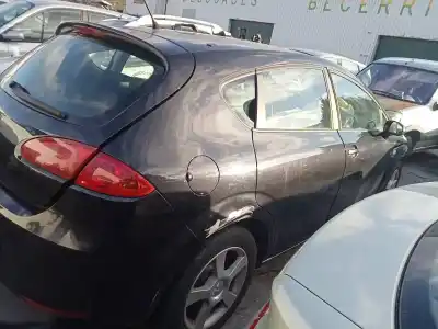 Veículo de Sucata seat leon (1p1) reference do ano 2005 alimentado bkc