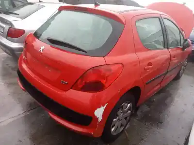 Vehicul casat peugeot 207 confort al anului 2009 alimentat kfv